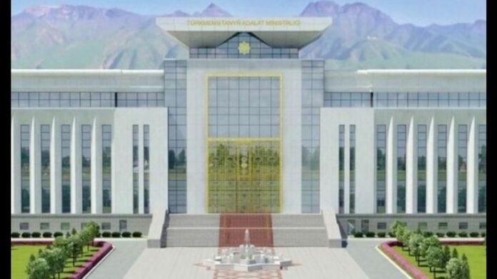 v-turkmenistane-izmenen-porjadok-priznanija-zarubezhnyh-diplomov-juristov-d4283ca.jpg