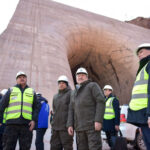 Кыргызского премьера свозили на Рогунскую ГЭС