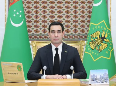prezident-turkmenistana-pozdravil-zhenshhin-strany-s-mezhdunarodnym-zhenskim-dnem-e4e5349.jpg