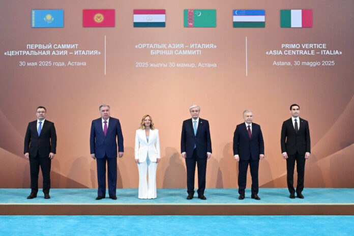 emomali-rahmon-vystupil-za-ukreplenie-mnogostoronnih-otnoshenij-s-italiej-e75469c.jpg