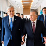 Мирзиёев поздравил Токаева с днем рождения и обсудил с ним расширение сотрудничества