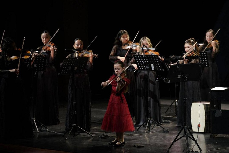 Симфонический оркестр театра «Астана Балет» выступил на сцене Almaty Theatre