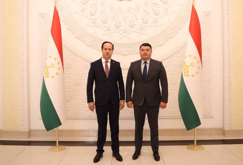 Президент Кыргызстана едет в Таджикистан. Какие мероприятия пройдут в ходе его госвизита?