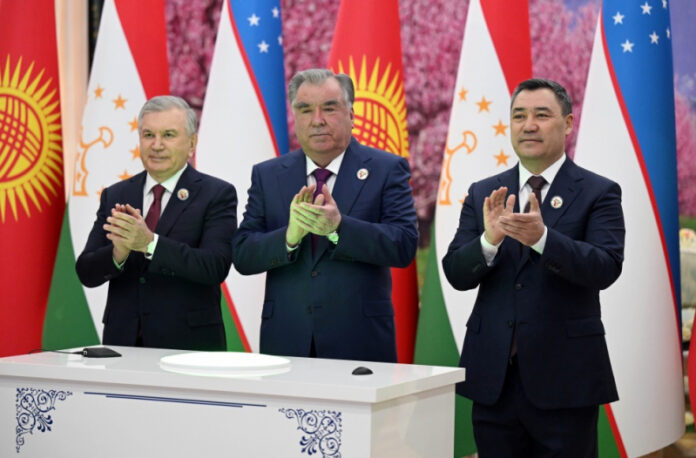 lidery-tadzhikistana-kyrgyzstana-i-uzbekistana-stali-laureatami-mezhdunarodnoj-premii-mira-75f9298.jpg