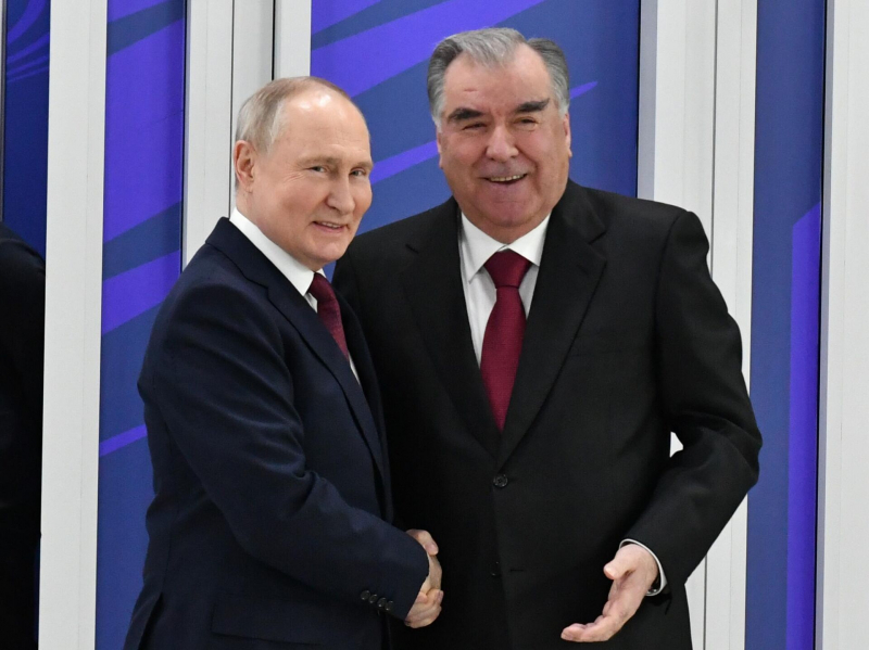 Владимир Путин совершит первый государственный визит в Таджикистан