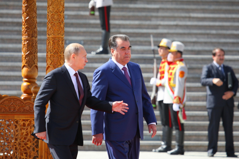Владимир Путин совершит первый государственный визит в Таджикистан