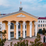 Зарплаты в вузах не радуют преподавателей