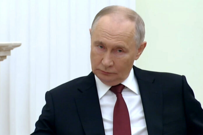 putin-peregovory-rf-i-ssha-mogut-privesti-k-sammitu-v-budapeshte-b10e8fa.jpg