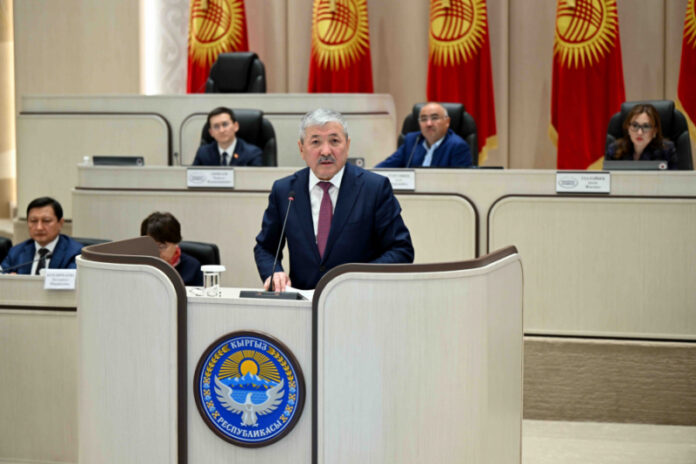 adylbek-kasymaliev-my-sozdaem-blagoprijatnye-uslovija-dlja-biznesa-putem-uproshhenija-procedur-i-uskorenija-reform-69cf4ef.jpg