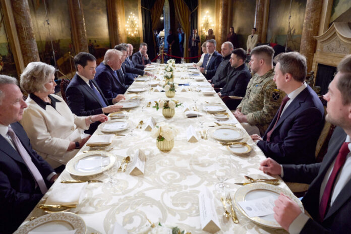 na-ukraine-priznali-chto-peregovory-v-mar-a-lago-razrushili-plan-es-i-kieva-b083c87.jpg