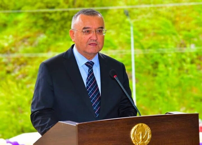 sovetniku-prezidenta-hajriddinu-sultanovu-prisvoeno-zvanie-narodnogo-pisatelja-uzbekistana-10eef67.jpg