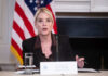 Власти США обменялись с демократами Миннесоты нападками после убийства мужчины