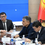 Кыргызстан расширяет энергосистему: одобрен законопроект о строительстве линии ВЛ-500 кВ