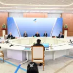 Садыр Жапаров принимает участие в заседании ВЕЭС в узком составе
