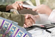 Казахстанцы стали реже брать беззалоговые кредиты