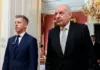 Парламент Венгрии проголосовал за отстранение президента от должности
