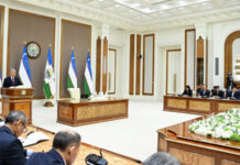 Работа посольств Узбекистана за рубежом подверглась резкой критике президента