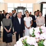 Шавкат Мирзиёев принял участие в открытии пятизвездочного отеля «Баку» на Иссык-Куле