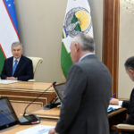 Шавкату Мирзиёеву доложили о жалобах населения на свет и газ. Проблемы поручено решить до зимы