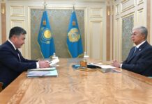 Инфляция снижается десятый месяц подряд: Токаев заслушал отчет главы Нацбанка