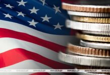 Госдолг США впервые в истории превысил $40 трлн