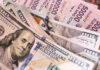 Официальный курс доллара опустился ниже 11 800 сумов впервые за три года
