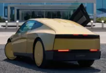 Tesla показала роботакси Cybercab со встроенной панелью Starlink