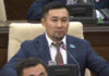 Депутат Назаров поздравил маму в эфире мажилиса: понес ли он наказание