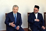 Шавкат Мирзиёев почтил память известного деятеля Каракалпакстана Каллибека Камалова. Видео