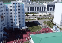В Туркменистане новосёлы города Аркадаг получили ключи от квартир