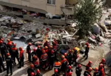 Обрушение дома в Малтепе в Стамбуле унесло жизни пяти человек