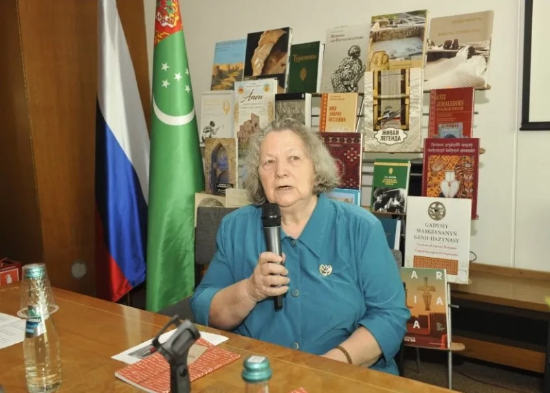 Делегация Туркменистана принимает участие в научном форуме о Древней Маргиане в Москве