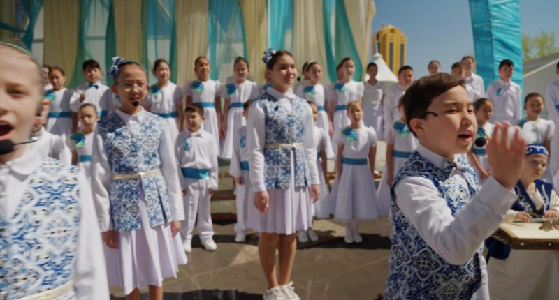 Музыкальный флешмоб ко Дню единства прошёл в Астане