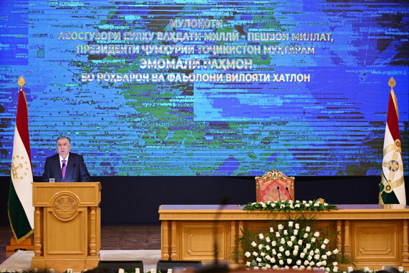 Президент Таджикистана поставил задачи по ускорению развития Хатлонской области
