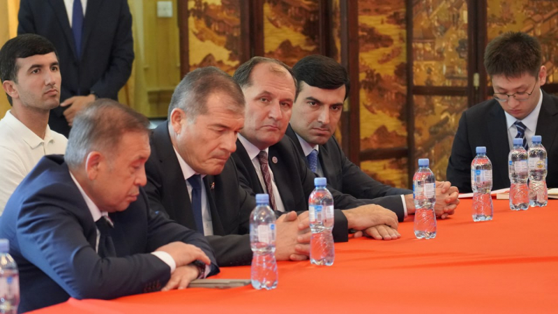 Дружба, стратегическое партнерство и взгляд в общее будущее — в Душанбе отметили 105-летие Коммунистической партии Китая