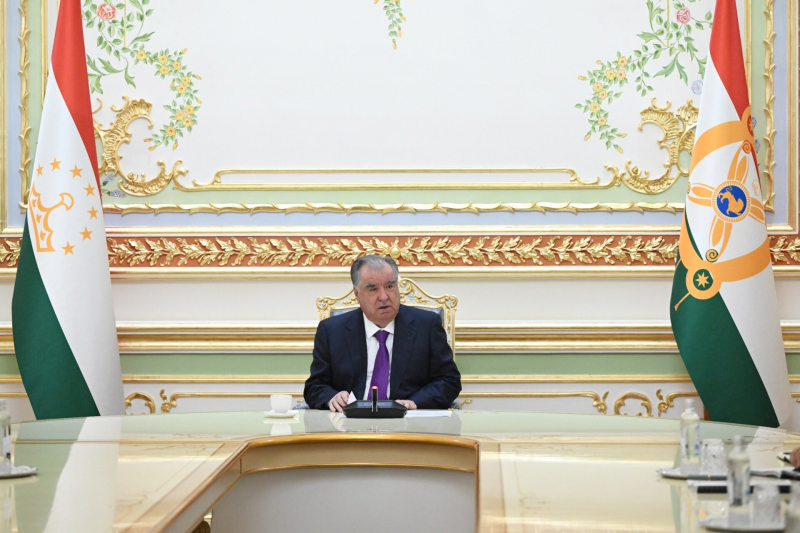Эмомали Рахмон провёл масштабные кадровые назначения