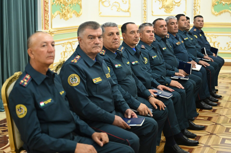 Эмомали Рахмон назначил двух зампредседателей Комитета по ЧС