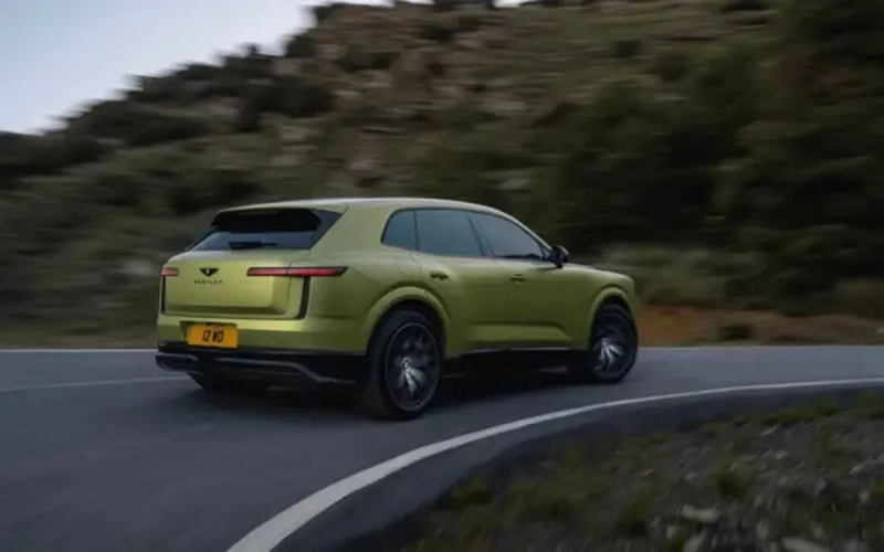 Bentley представила первый в истории компании электромобиль — кроссовер Torcal