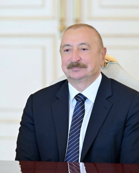 Президент Азербайджана принял Кохира Расулзоду в Баку