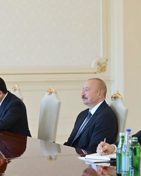 Президент Азербайджана принял Кохира Расулзоду в Баку